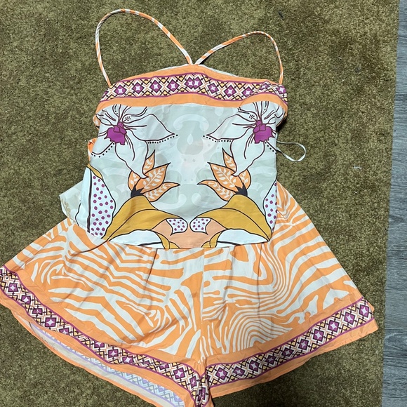 Mini Romper (pre-owned) - Picture 6 of 6